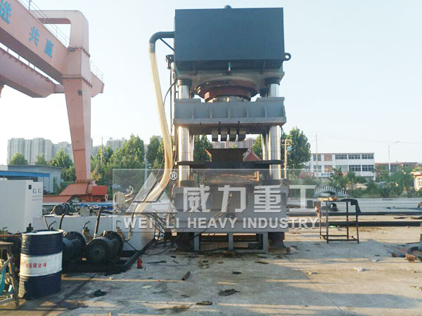 3000噸三梁四柱液壓機(jī)